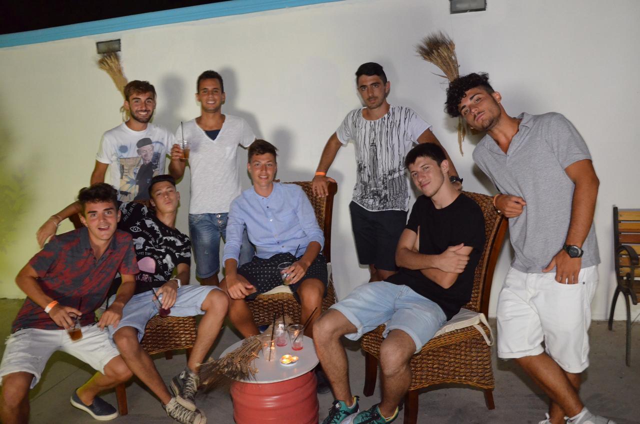 Ostello Salento อเลซิโอ ภายนอก รูปภาพ